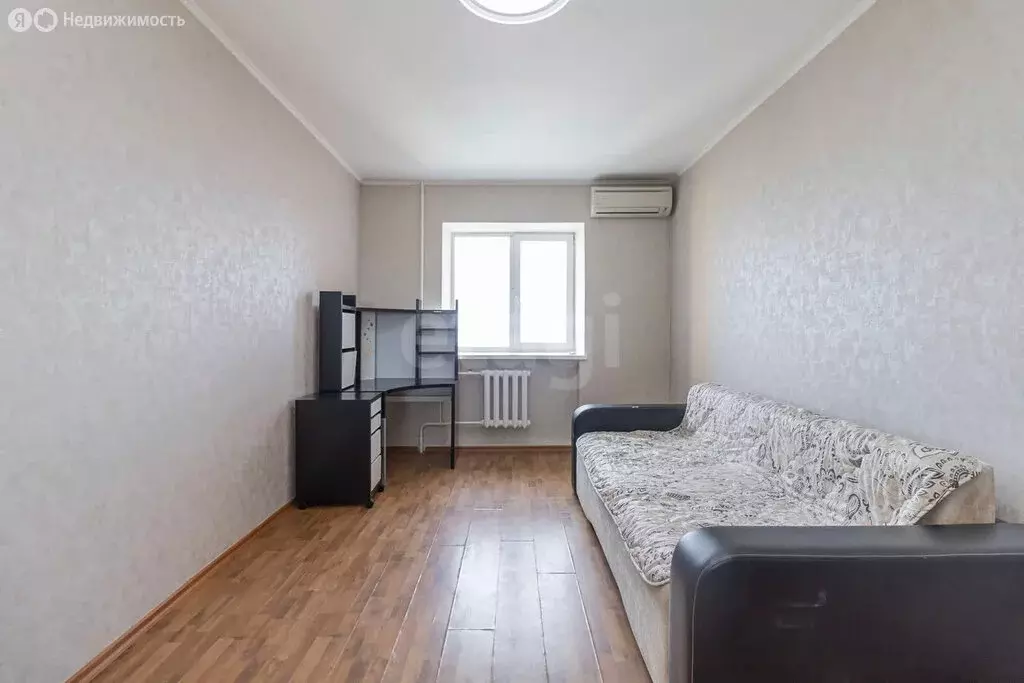 2-комнатная квартира: Тюмень, улица 50 лет Октября, 29 (55 м) - Фото 1