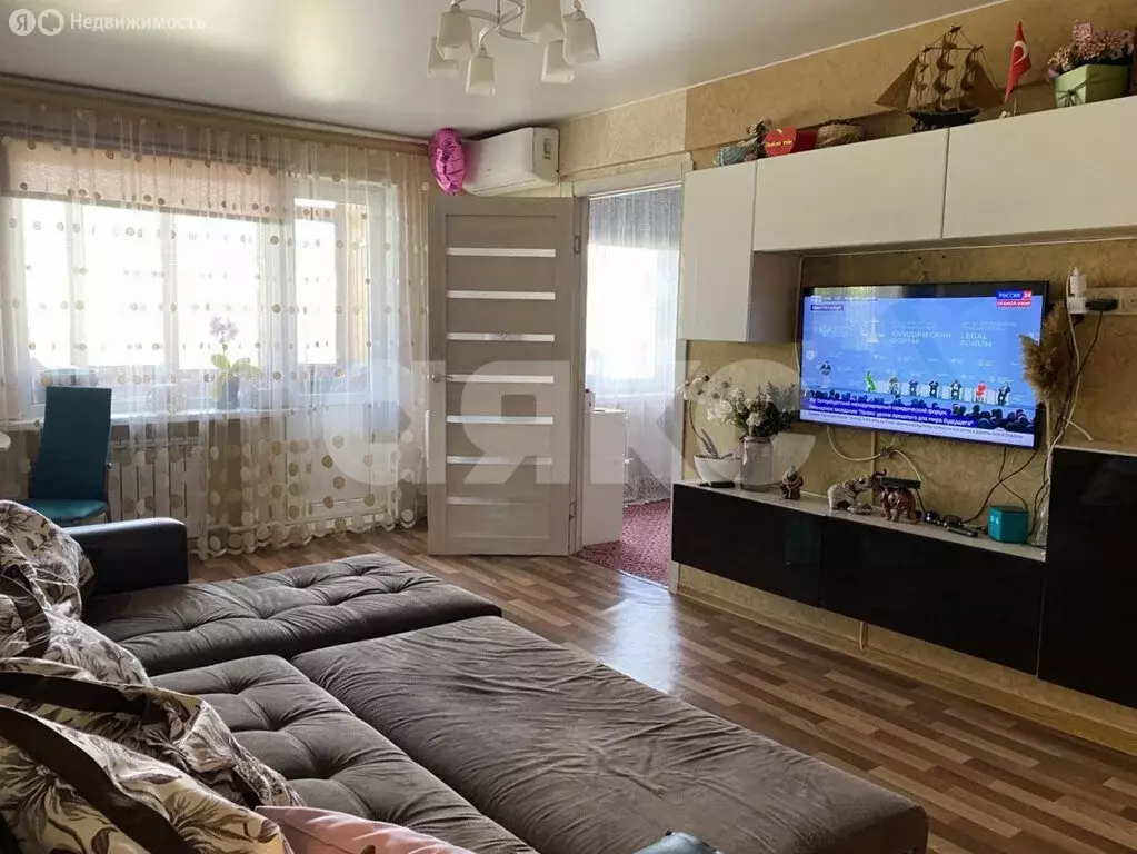3-комнатная квартира: Волгоград, улица Козака, 5А (59.9 м) - Фото 0