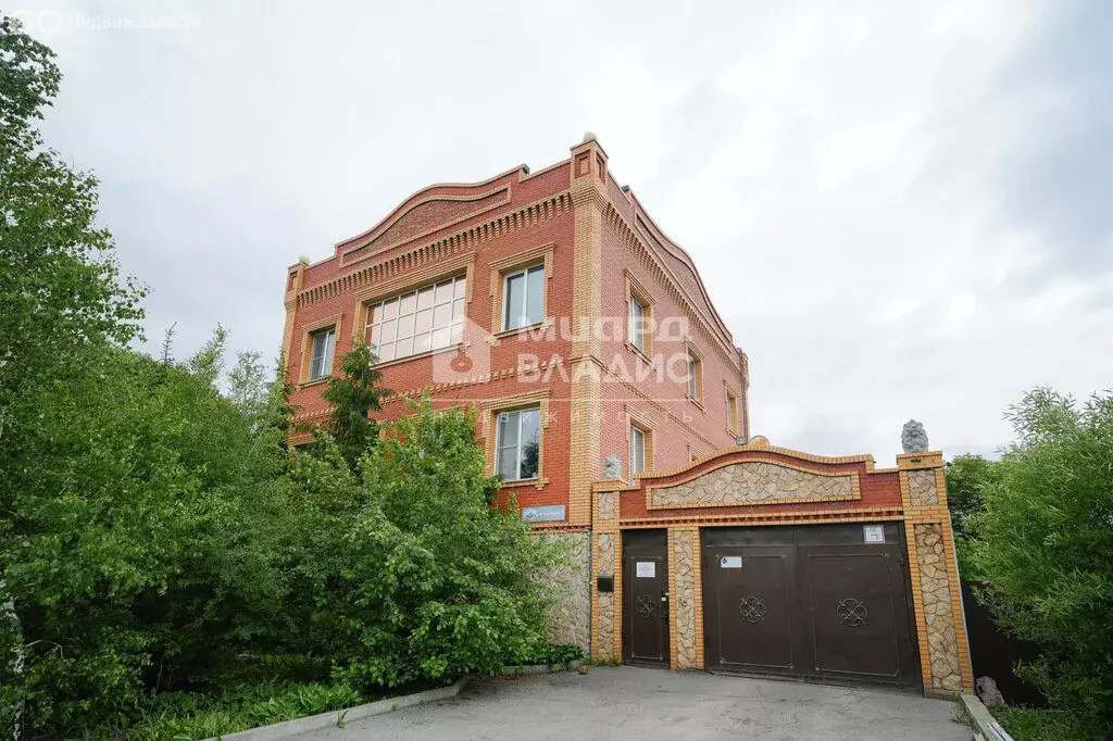 Дом в Омск, 16-я Северная улица, 114 (492.3 м) - Фото 0