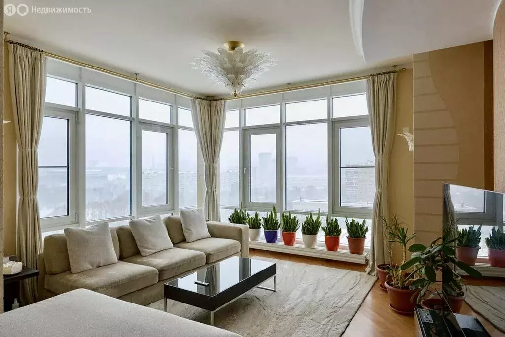 5-комнатная квартира: Москва, Мосфильмовская улица, 70к7 (235 м) - Фото 2