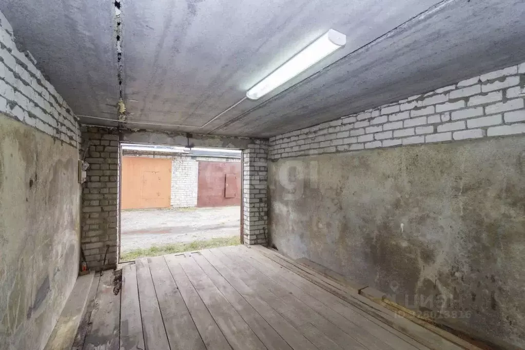 Гараж в Тюменская область, Тюмень ул. Федюнинского, 10Б (20 м) - Фото 1