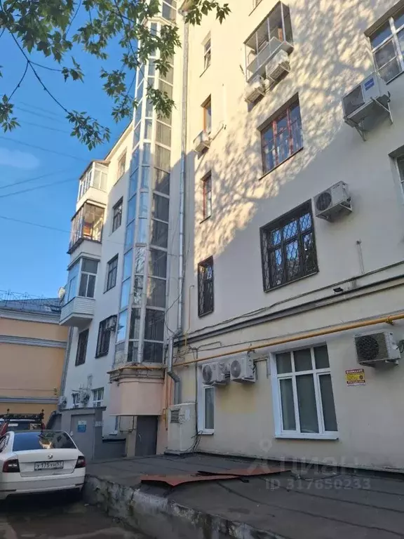 3-к кв. Москва ул. Покровка, 41С1 (57.5 м) - Фото 0