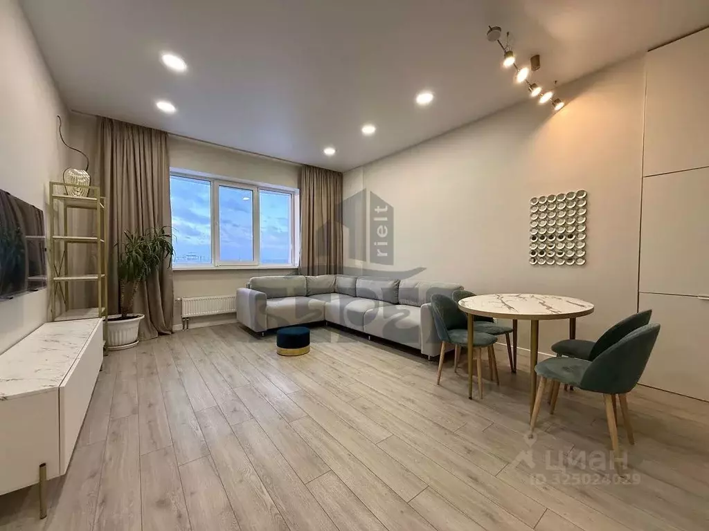 3-к кв. Татарстан, Казань ул. Павлюхина, 110В (95.0 м) - Фото 1