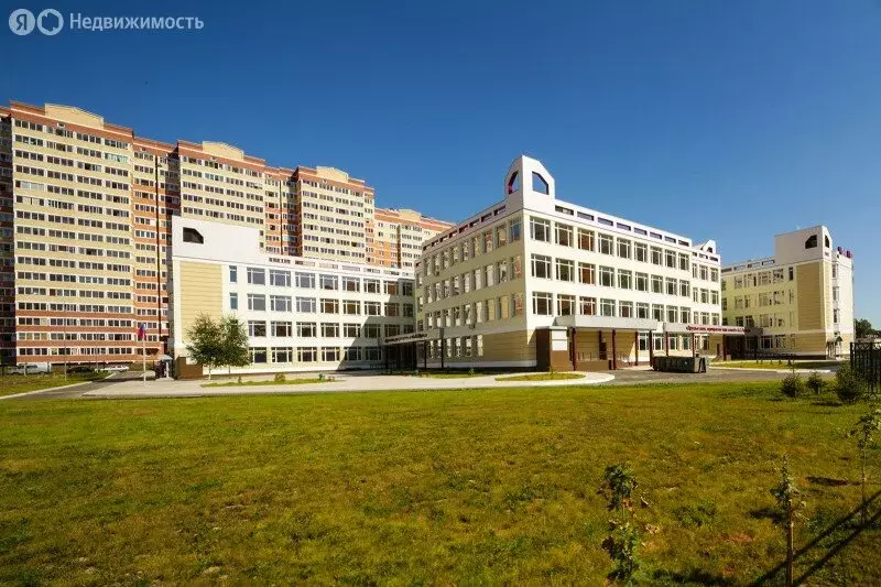 3-комнатная квартира: Щёлково, микрорайон Богородский, 17 (86.4 м) - Фото 1