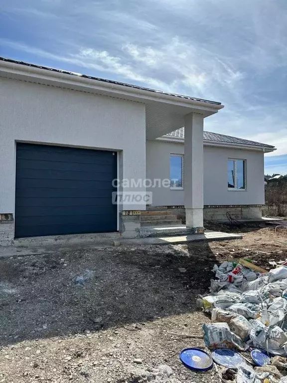 Дом в Башкортостан, Октябрьский пл. Имени Ленина (130 м) - Фото 0