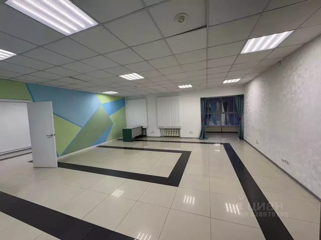 Офис в Пермский край, Пермь ул. Аркадия Гайдара, 3 (144 м) - Фото 1