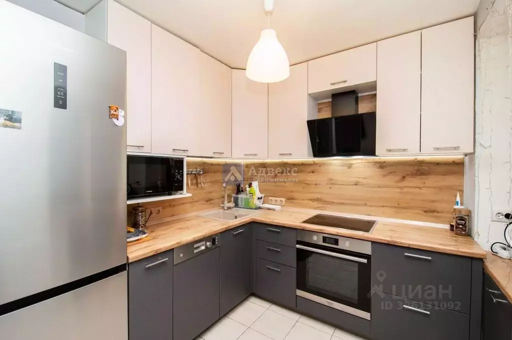 3-к кв. Тюменская область, Тюмень ул. 50 лет Октября, 37Б (57.6 м) - Фото 2