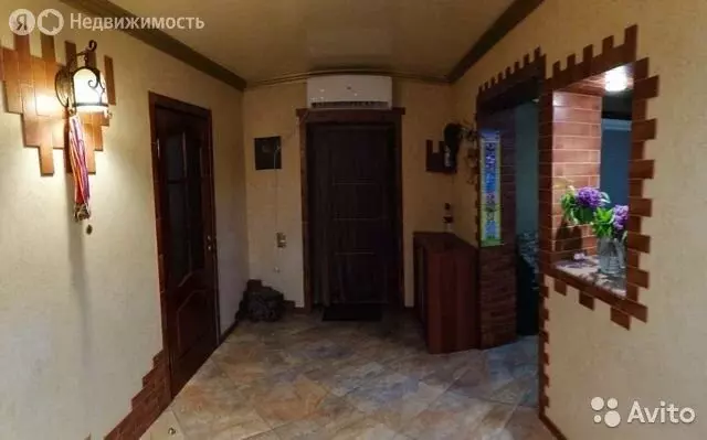 Дом в Владикавказ, улица Галковского, 1 (100 м) - Фото 1