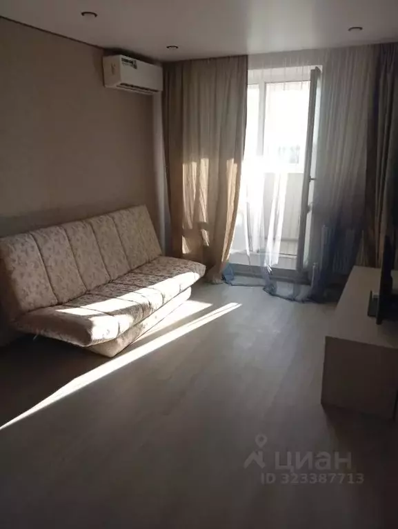 1-к кв. Саратовская область, Энгельс просп. Строителей, 53 (36.0 м) - Фото 2