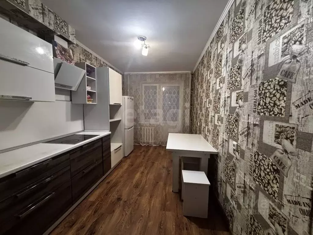 1-к кв. Оренбургская область, Оренбург Салмышская ул., 58/2 (42.9 м) - Фото 1