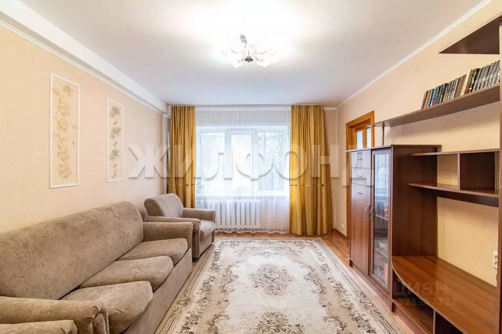 3-к кв. Алтайский край, Барнаул ул. Георгиева, 11А (58.6 м) - Фото 0