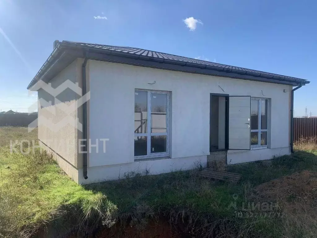 Дом в Крым, Сакский район, Лесновское с/пос, с. Владимировка ул. ... - Фото 1