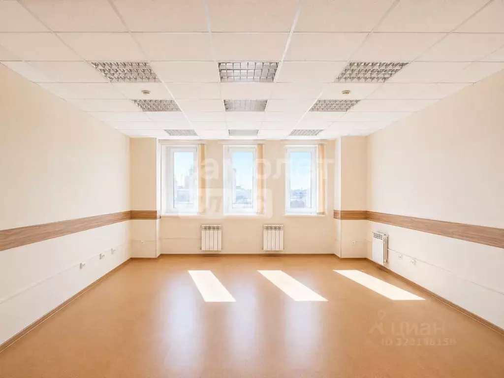 Офис в Челябинская область, Челябинск ул. Труда, 84 (77 м) - Фото 2