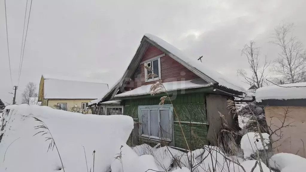 Дом в Ленинградская область, Киришский район, Кусинское с/пос, Чайка ... - Фото 1