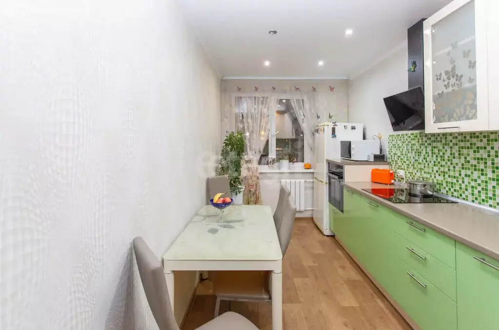 3-комнатная квартира: Тюмень, улица 30 лет Победы, 86 (66.9 м) - Фото 2