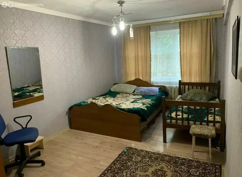 3-комнатная квартира: Астрахань, улица Ботвина, 24 (67 м) - Фото 1