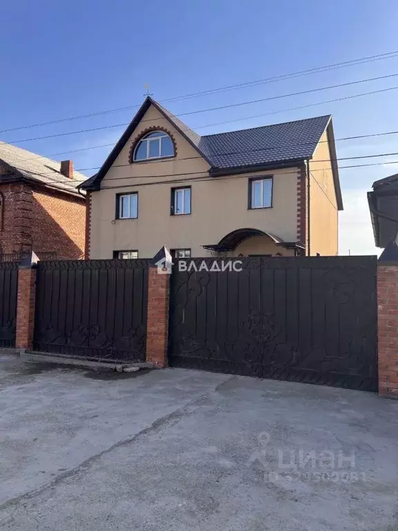 Дом в Бурятия, Улан-Удэ Гвардейская ул., 30 (268 м) - Фото 1