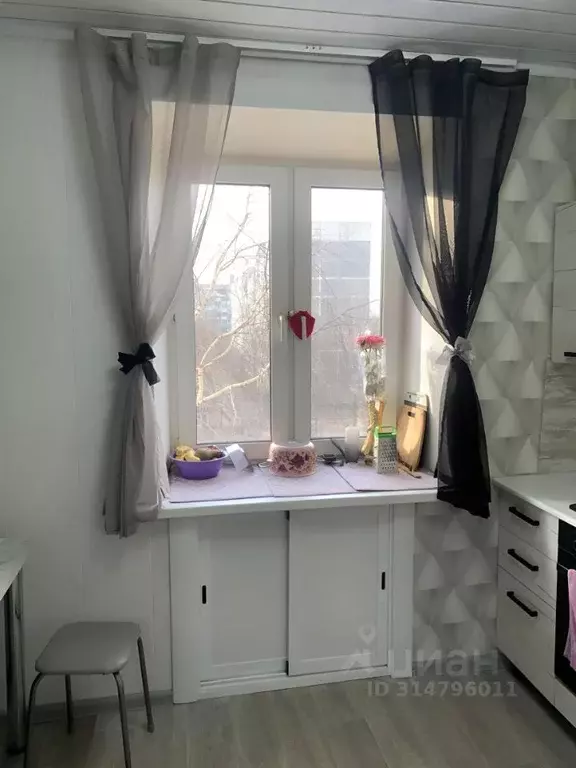 3-к кв. Ивановская область, Иваново ул. Герцена, 3 (57.7 м) - Фото 1