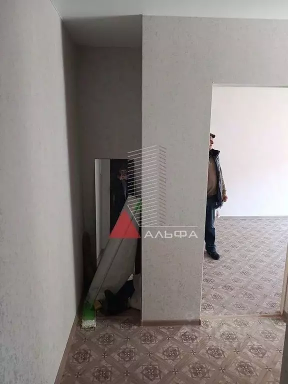 1-к кв. Крым, Евпатория ул. Имени 60-летия Октября, 24 (30.0 м) - Фото 1