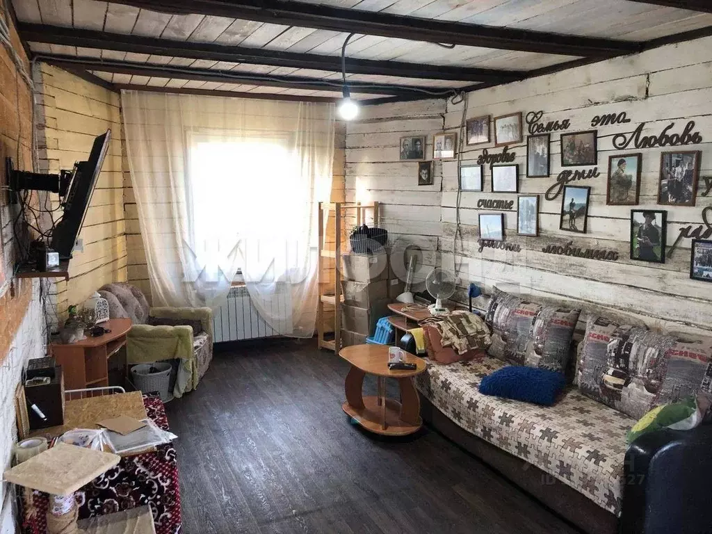 Дом в Хакасия, Усть-Абаканский район, с. Калинино ул. Привольная (110 ... - Фото 1