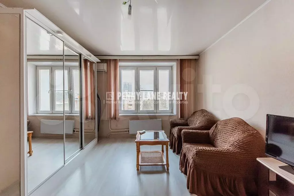 1-к. квартира, 40 м, 10/12 эт. - Фото 1