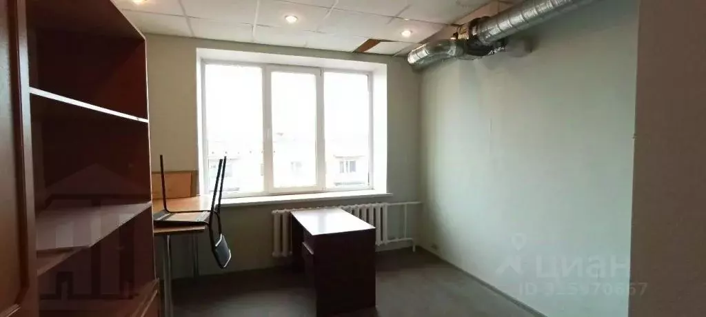 Офис в Тверская область, Тверь ул. Дмитрия Донского, 35А (20 м) - Фото 0