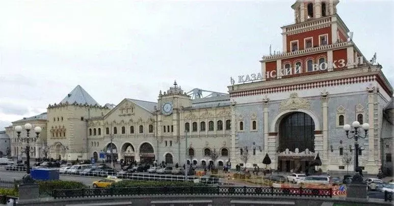 Торговая площадь в Москва Комсомольская пл., 2 (359 м) - Фото 0