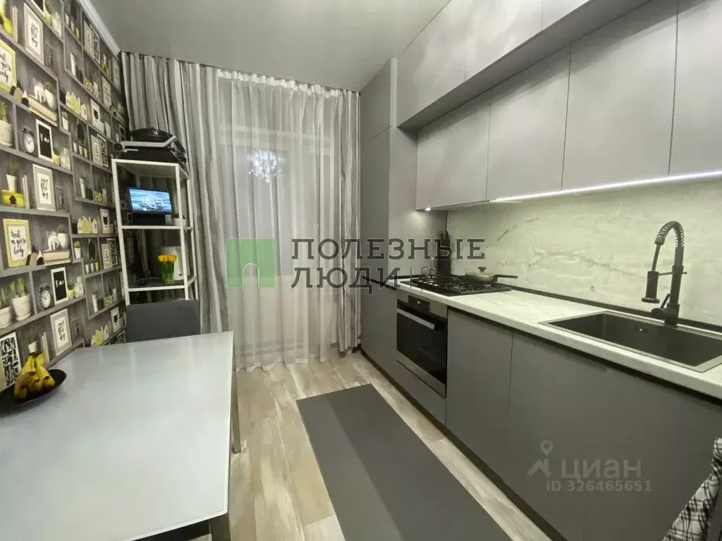 3-к кв. Белгородская область, Белгород ул. Шебекинская, 4 (81.1 м) - Фото 1