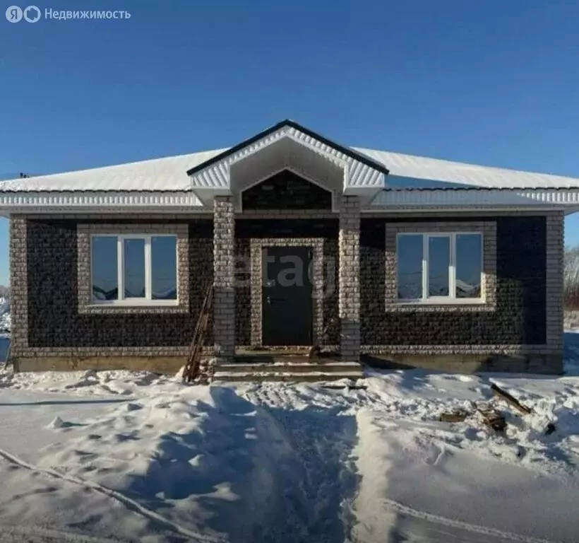 Дом в село Нагаево, улица Героя Василия Утина (100 м) - Фото 1