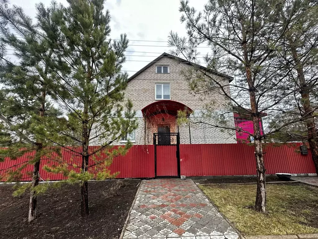 Дом в Оренбург, микрорайон Пристанционный, Еловая улица, 13 (290 м) - Фото 0