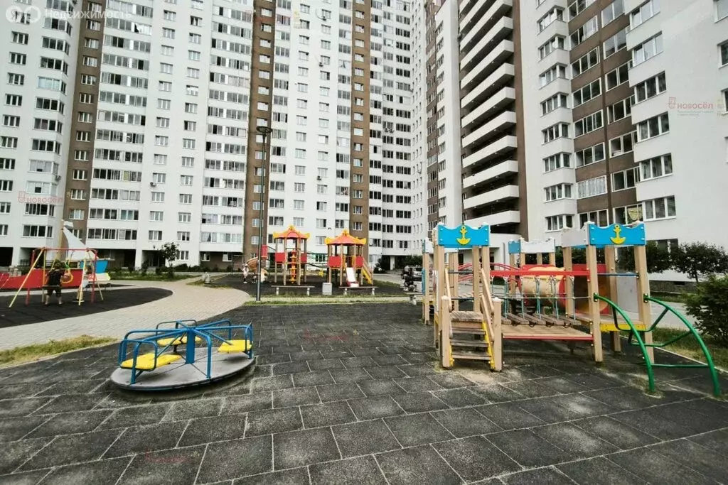 1-комнатная квартира: Верхняя Пышма, Успенский проспект, 113Б (36 м) - Фото 1