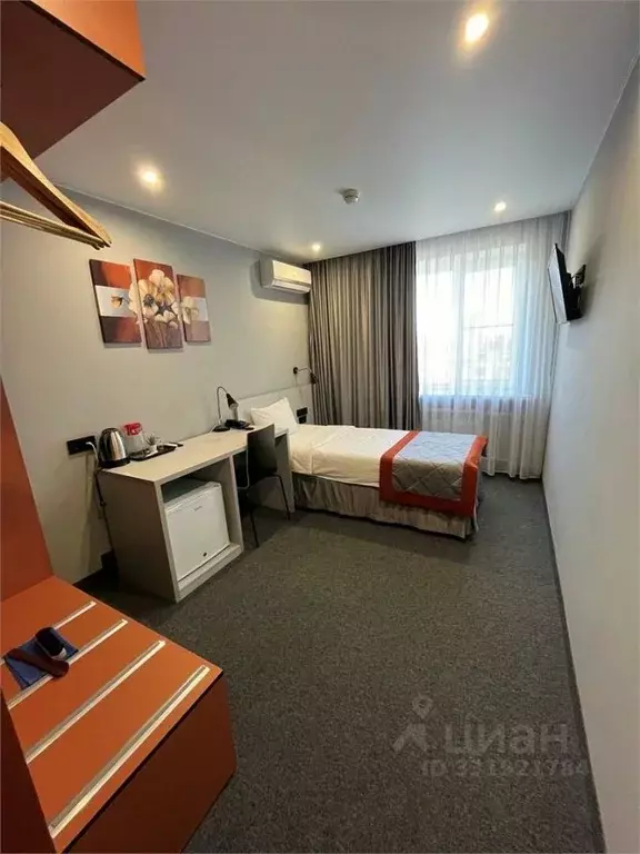 Комната Волгоградская область, Камышин 8-й мкр, 4 (25.0 м) - Фото 2