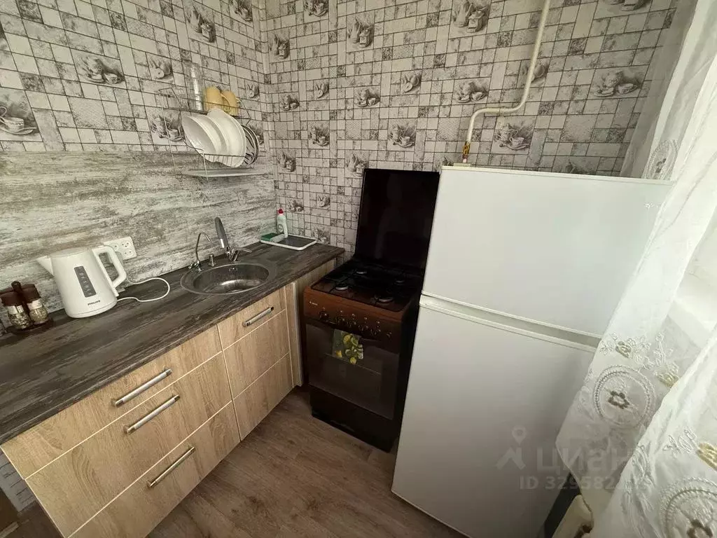 1-к кв. Ленинградская область, Кингисепп ул. Жукова, 12а (35.0 м) - Фото 2