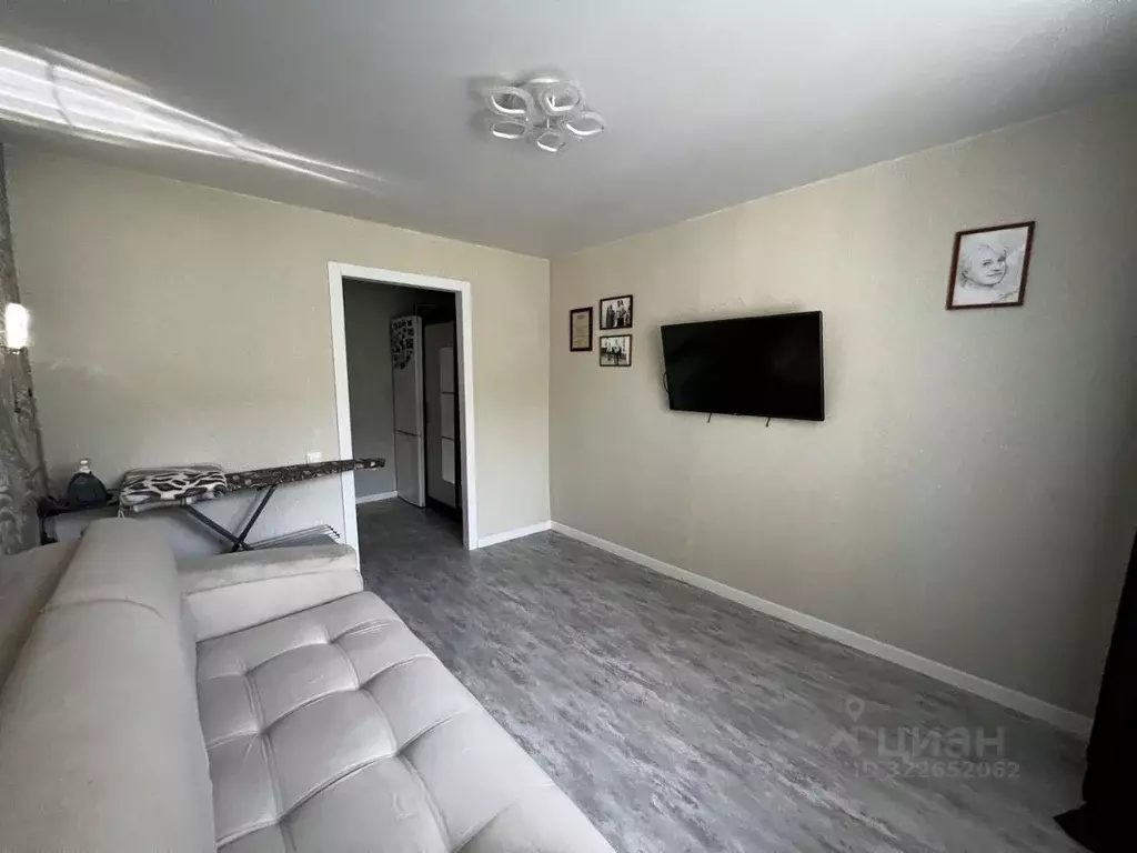 2-к кв. Самарская область, Самара просп. Металлургов, 71 (45.2 м) - Фото 2