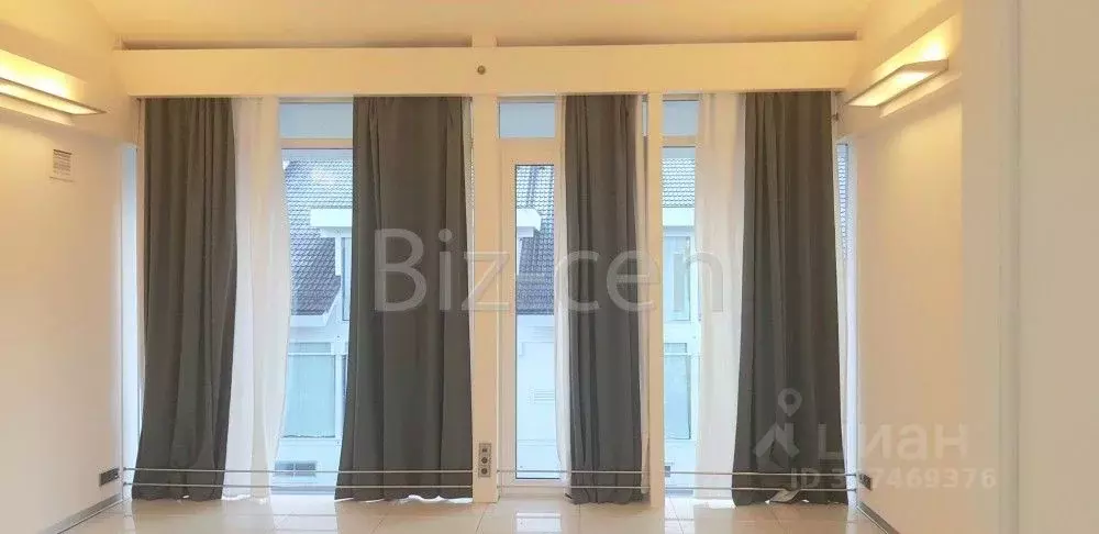 Офис в Санкт-Петербург просп. Лахтинский, 129 (23 м) - Фото 1