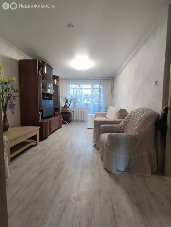 3-комнатная квартира: Нижний Новгород, Авангардная улица, 16 (60.5 м) - Фото 1