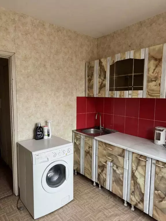 3-к кв. Красноярский край, Красноярск Взлетка мкр, ул. Батурина, 15 ... - Фото 2