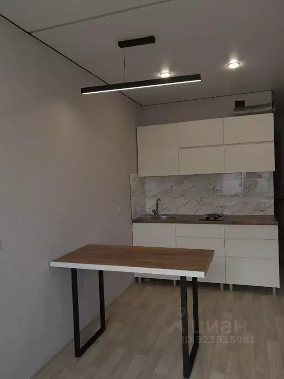 3-к кв. Волгоградская область, Волгоград ул. Глазкова, 12 (70.0 м) - Фото 1