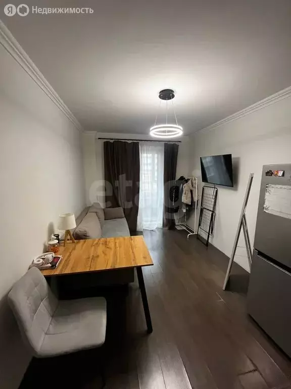 Квартира-студия: Тюмень, улица Новосёлов, 111 (20 м) - Фото 2