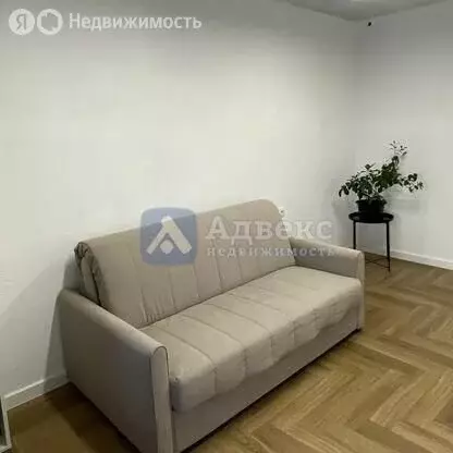 1-комнатная квартира: Тюмень, улица 50 лет Октября, 57Бк2 (46.3 м) - Фото 2