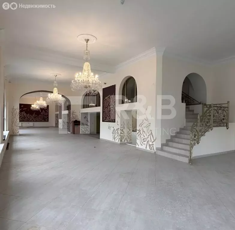 Помещение свободного назначения (581 м) - Фото 2