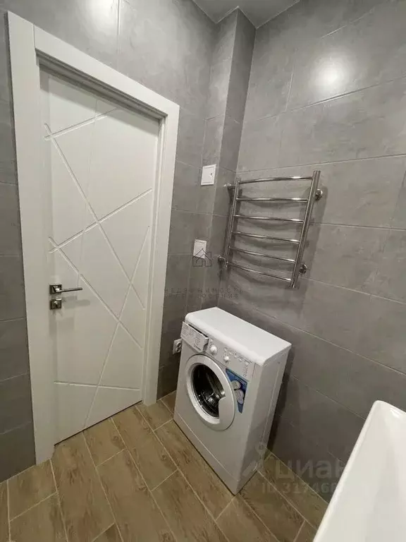 2-к кв. Новосибирская область, Новосибирск ул. Галущака, 15 (67.0 м) - Фото 0