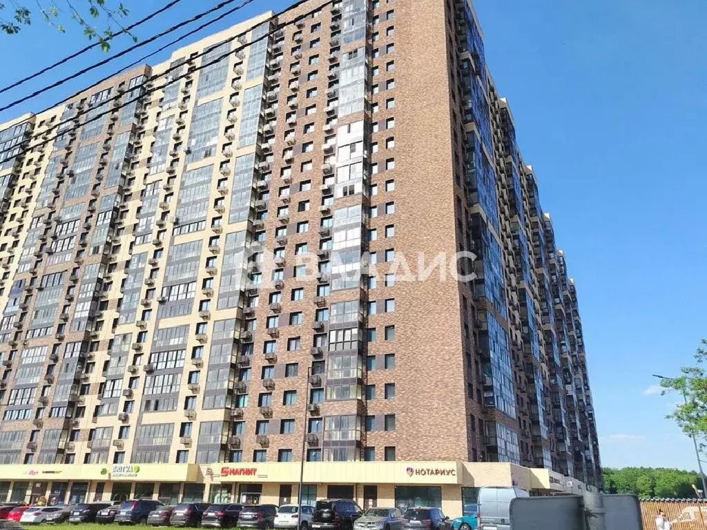 Продается 3-комнатная квартира - Фото 2