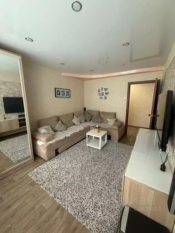 3-к кв. Свердловская область, Екатеринбург ул. Большакова, 145 (55.2 ... - Фото 0