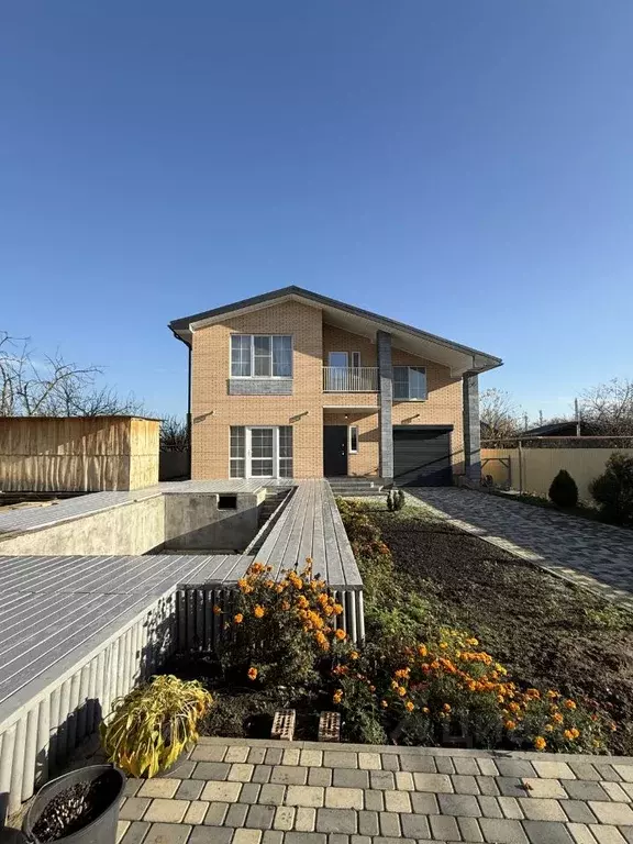 Дом в Краснодарский край, Белореченск Больничная ул. (205 м) - Фото 1