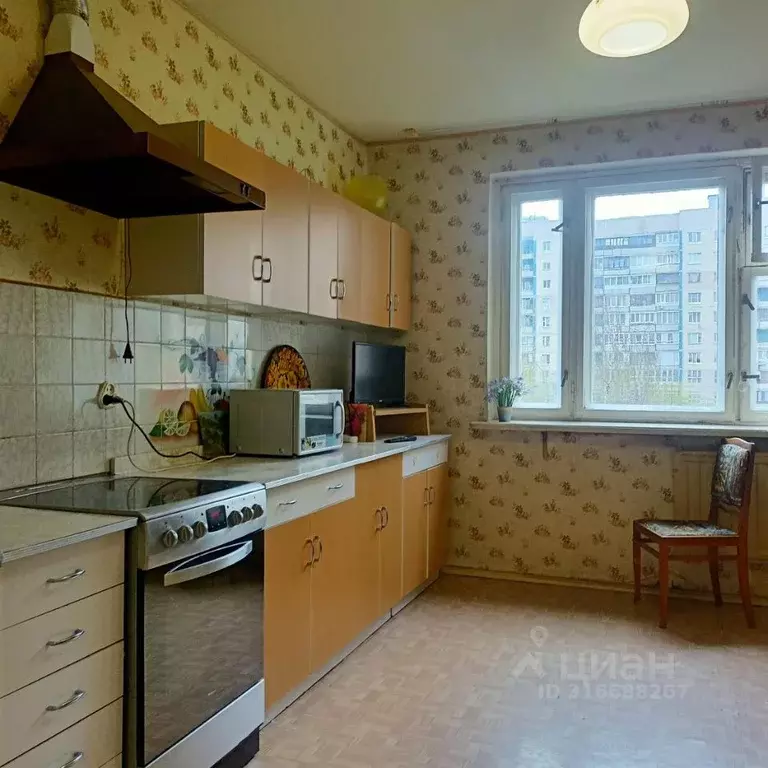 3-к кв. Санкт-Петербург ул. Котина, 4к1 (80.0 м) - Фото 0