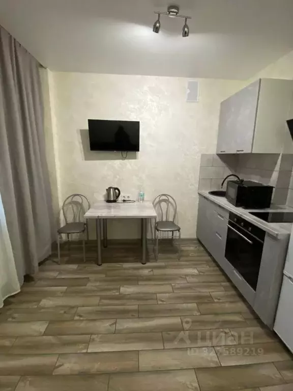 Студия Ростовская область, Ростов-на-Дону, Нахичевань ул. 26-я Линия, ... - Фото 1