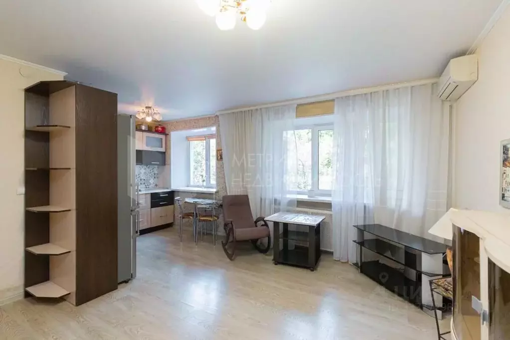 3-к кв. Тюменская область, Тюмень ул. Республики, 175 (55.8 м) - Фото 1