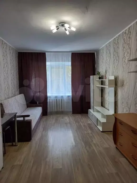 Комната 17 м в 3-к., 3/5 эт. - Фото 0