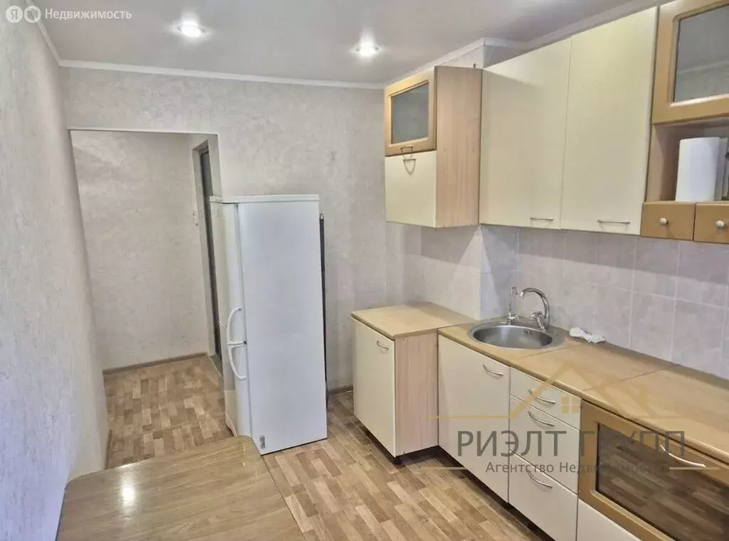 3-комнатная квартира: Казань, улица Гаврилова, 44 (65.7 м) - Фото 2